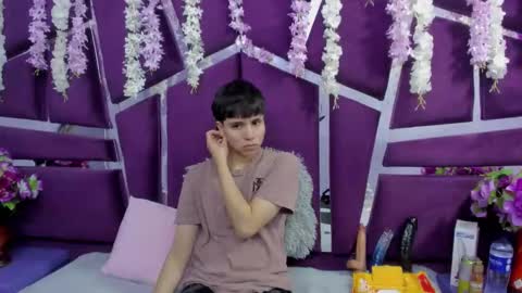 Snapshot of bruno_cruz chatting on February 15, 2:30 am Bruno Cruz online show from February 15, 2:30 am