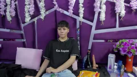 Snapshot of bruno_cruz chatting on February 18, 2:40 am Bruno Cruz online show from February 18, 2:40 am