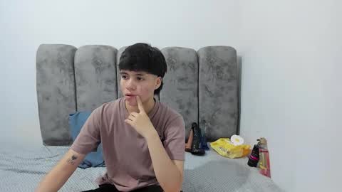 Snapshot of bruno_cruz chatting on March 29, 2:44 am Bruno Cruz online show from March 29, 2:44 am