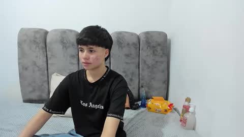 Snapshot of bruno_cruz chatting on April 14, 2:17 am Bruno Cruz online show from April 14, 2:17 am