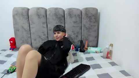 Bruno Cruz online show from April 25, 2:47 am