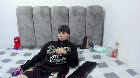Bruno Cruz online show from April 26, 2:20 am