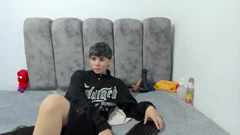 Bruno Cruz online show from May 6, 2:19 am