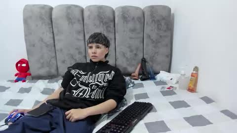 Bruno Cruz online show from June 4, 2:17 am