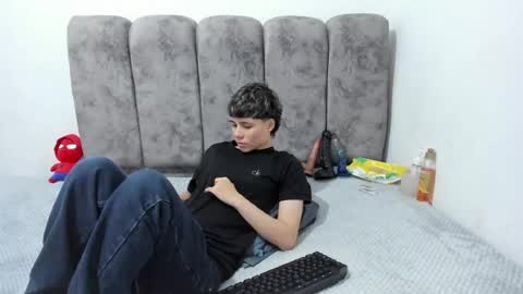 Bruno Cruz online show from June 13, 2:31 am