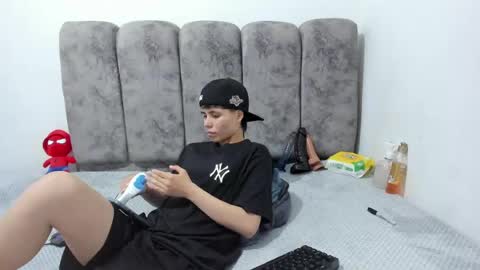 Bruno Cruz online show from June 14, 2:09 am