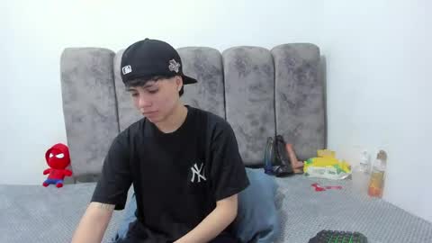 Bruno Cruz online show from August 1, 2:33 am