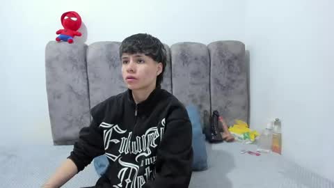 Bruno Cruz online show from August 2, 2:10 am