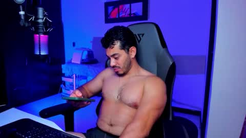 Snapshot of bruno_diaz31 chatting on June 11, 6:44 am Bruno online show from June 11, 6:44 am