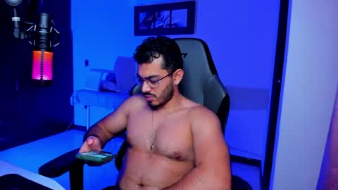 Snapshot of bruno_diaz31 chatting on July 2, 4:40 am Bruno online show from July 2, 4:40 am