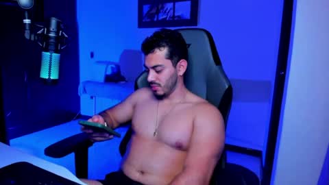 Snapshot of bruno_diaz31 chatting on July 10, 4:39 am Bruno online show from July 10, 4:39 am