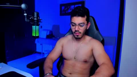 Snapshot of bruno_diaz31 chatting on July 11, 9:01 am Bruno online show from July 11, 9:01 am