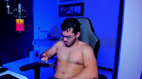 Snapshot of bruno_diaz31 chatting on July 21, 3:31 am Bruno online show from July 21, 3:31 am