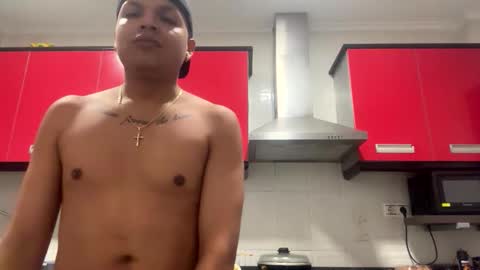 Snapshot of brunosex96 chatting on October 14, 7:58 pm brunosex96 online show from October 14, 7:58 pm