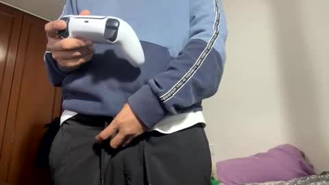 Snapshot of brunosex96 chatting on November 24, 7:35 pm brunosex96 online show from November 24, 7:35 pm