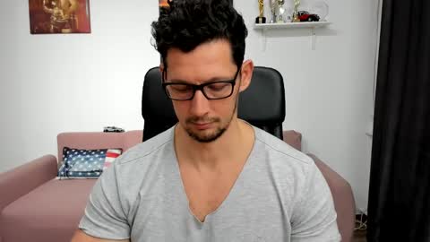 Brutus K online show from January 3, 12:19 pm