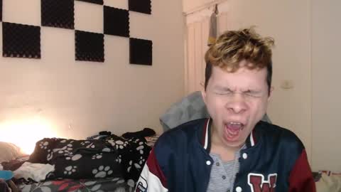 bryamado online show from February 11, 7:12 am