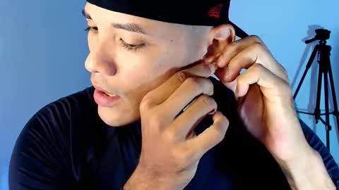 Snapshot of bryan_boy_ chatting on October 5, 2:43 am bryan online show from October 5, 2:43 am