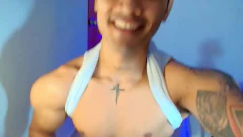 Snapshot of bryan_boy_ chatting on November 29, 10:35 pm bryan online show from November 29, 10:35 pm