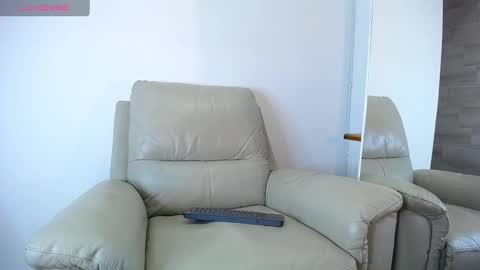 bryan_oficials online show from February 2, 6:37 am