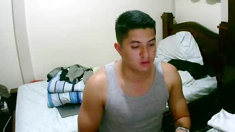 Snapshot of bryanbendy chatting on January 11, 7:17 am bryanbendy online show from January 11, 7:17 am