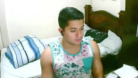 Snapshot of bryanbendy chatting on January 22, 3:20 am bryanbendy online show from January 22, 3:20 am