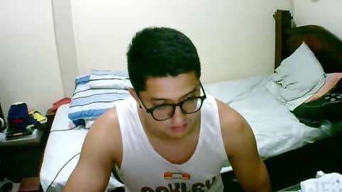 Snapshot of bryanbendy chatting on March 1, 9:37 pm bryanbendy online show from March 1, 9:37 pm