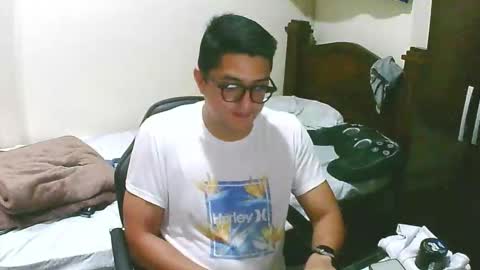 Snapshot of bryanbendy chatting on November 27, 7:05 pm bryanbendy online show from November 27, 7:05 pm