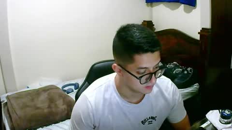 Snapshot of bryanbendy chatting on February 28, 4:24 am bryanbendy online show from February 28, 4:24 am