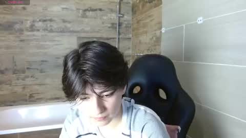 Snapshot of bryce_evans chatting on June 26, 1:59 pm B R Y C E online show from June 26, 1:59 pm