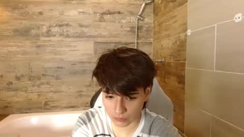 Snapshot of bryce_evans chatting on July 19, 2:21 pm B R Y C E online show from July 19, 2:21 pm