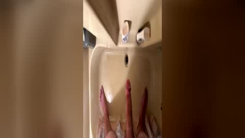 bubbahunter69 online show from June 14, 7:49 pm