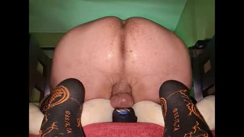 Snapshot of bubbl3sbutt chatting on March 28, 12:21 am Bubbl3sbutt online show from March 28, 12:21 am