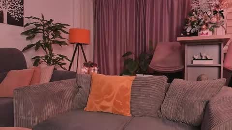 MayaCroft online show from December 19, 7:54 pm