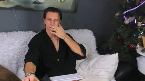 bubblecum_ online show from January 13, 8:25 pm