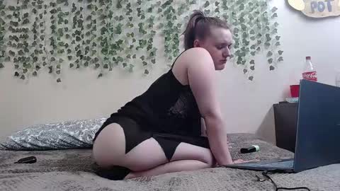 Snapshot of bubblesxo430 chatting on March 29, 3:50 am bubblesxo online show from March 29, 3:50 am