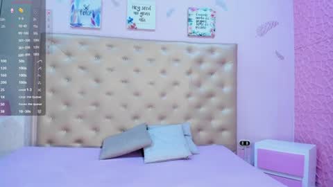 Snapshot of bubblex_ chatting on June 23, 12:58 pm online show from June 23, 12:58 pm
