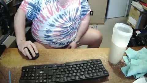 Snapshot of bucku2 chatting on February 1, 2:37 pm Bucku2 online show from February 1, 2:37 pm