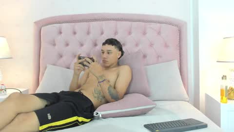 Buda y Cataleya online show from January 11, 11:13 pm