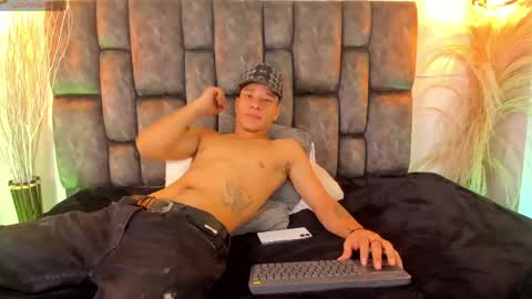 Snapshot of buda_cataleya chatting on May 23, 11:14 am buda cataleya online show from May 23, 11:14 am
