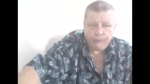 Snapshot of buddyluvzumore chatting on January 1, 2:42 pm buddyluvzumore online show from January 1, 2:42 pm