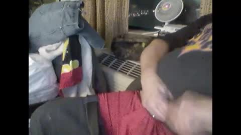 Snapshot of buddyluvzumore chatting on January 31, 2:04 am buddyluvzumore online show from January 31, 2:04 am