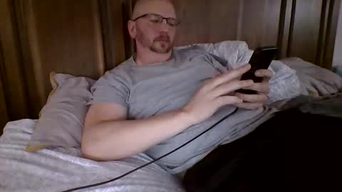 Snapshot of bueff chatting on April 29, 7:31 pm bueff online show from April 29, 7:31 pm