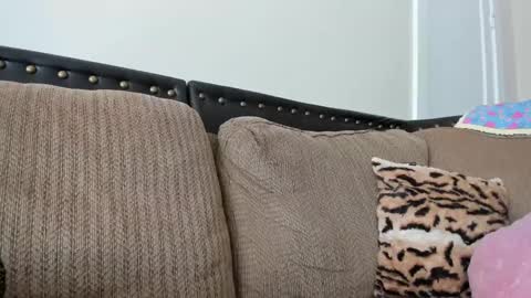 Buffy online show from February 8, 7:38 pm