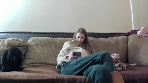 Buffy online show from February 18, 2:05 am