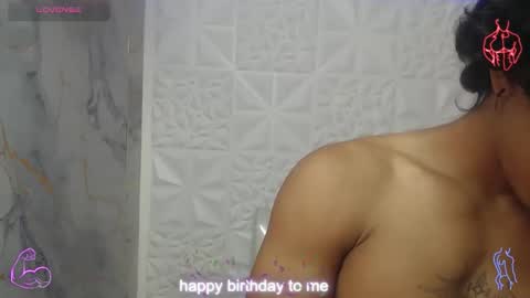 Snapshot of bull_cam chatting on February 6, 3:59 pm bull_cam online show from February 6, 3:59 pm