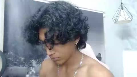 Snapshot of bull_cam chatting on February 27, 2:50 pm bull_cam online show from February 27, 2:50 pm