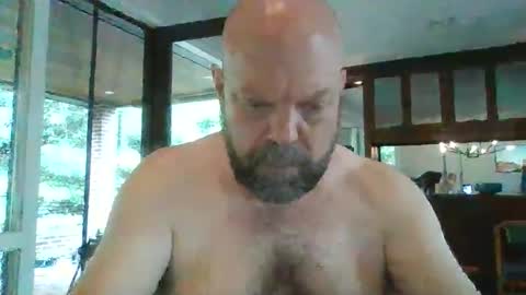Snapshot of bulldog302w chatting on June 10, 3:22 pm bulldog302w online show from June 10, 3:22 pm