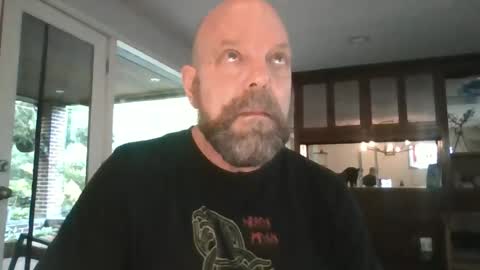 Snapshot of bulldog302w chatting on June 24, 10:47 am bulldog302w online show from June 24, 10:47 am