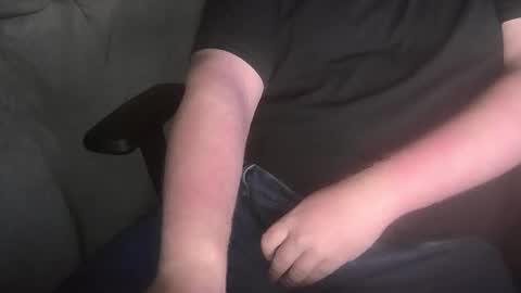 Snapshot of bullen2004 chatting on January 6, 8:07 am bullen2004 online show from January 6, 8:07 am